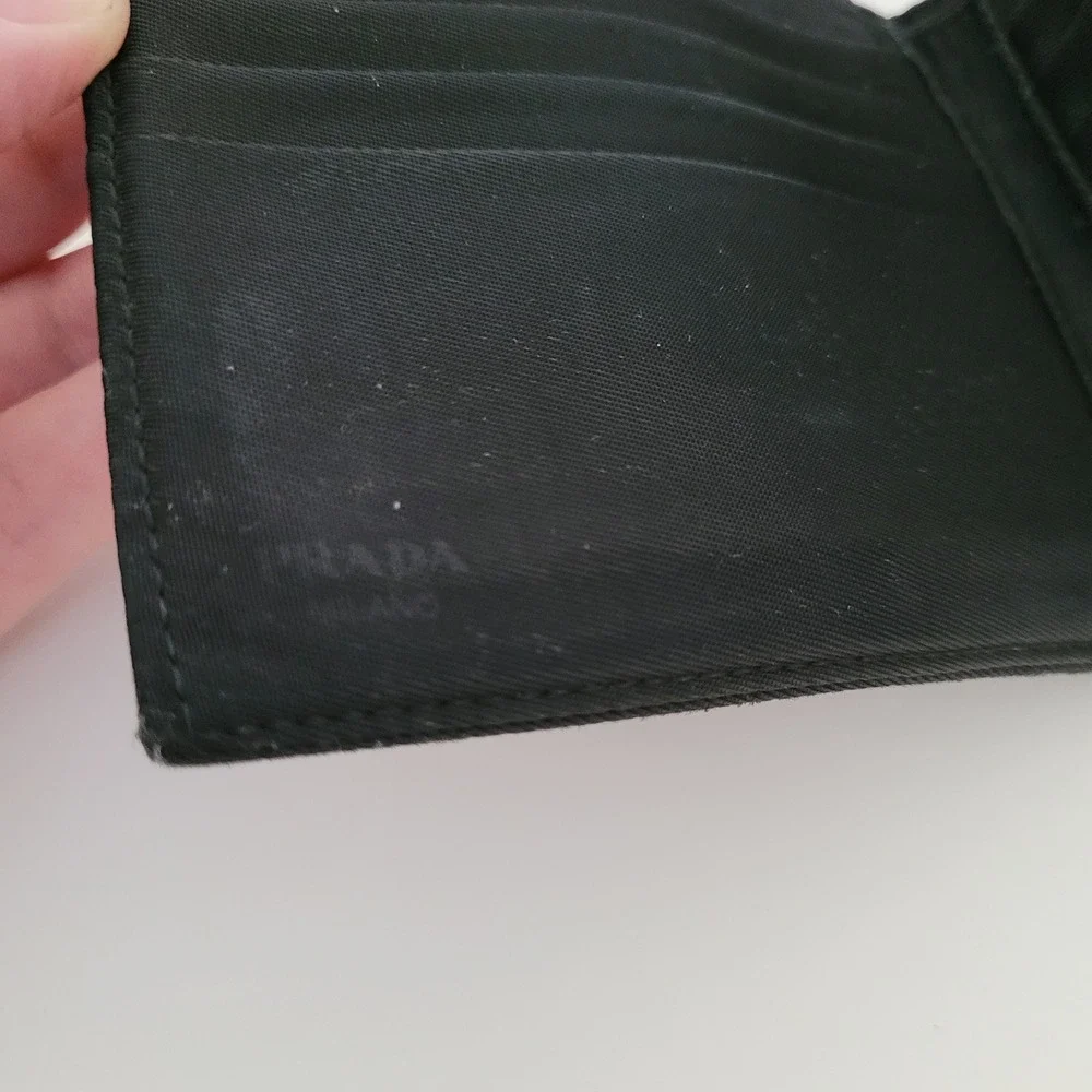 Prada Milano Mens Black Tessuto Nylon Bifold Wallet Triangle Logo Made in Italy